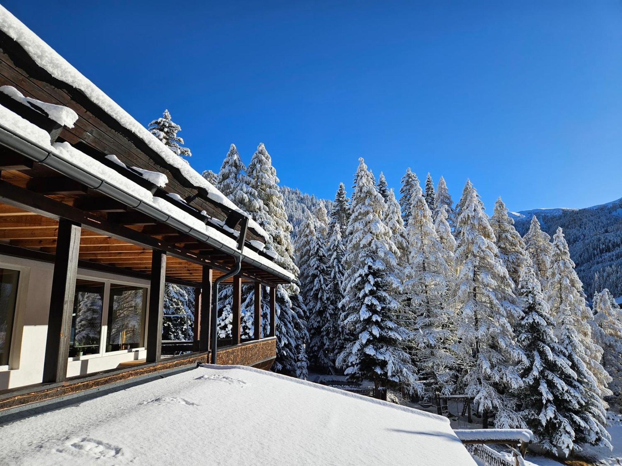 Kinder- Und Familienhotel Nockalm อินเนอร์เคร็มส์ ภายนอก รูปภาพ