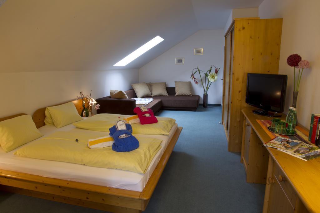 Kinder- Und Familienhotel Nockalm อินเนอร์เคร็มส์ ภายนอก รูปภาพ