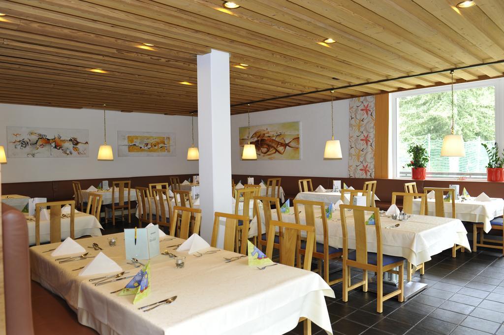 Kinder- Und Familienhotel Nockalm อินเนอร์เคร็มส์ ภายนอก รูปภาพ