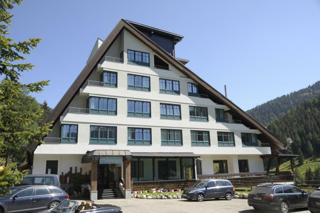 Kinder- Und Familienhotel Nockalm อินเนอร์เคร็มส์ ภายนอก รูปภาพ